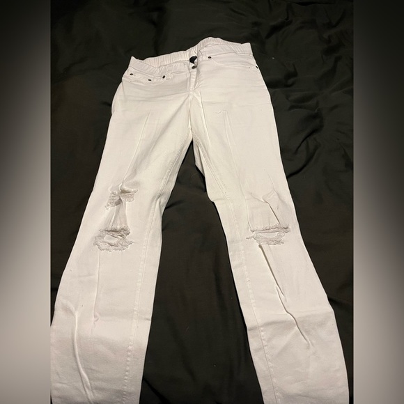 White  jeans - Picture 2 of 3